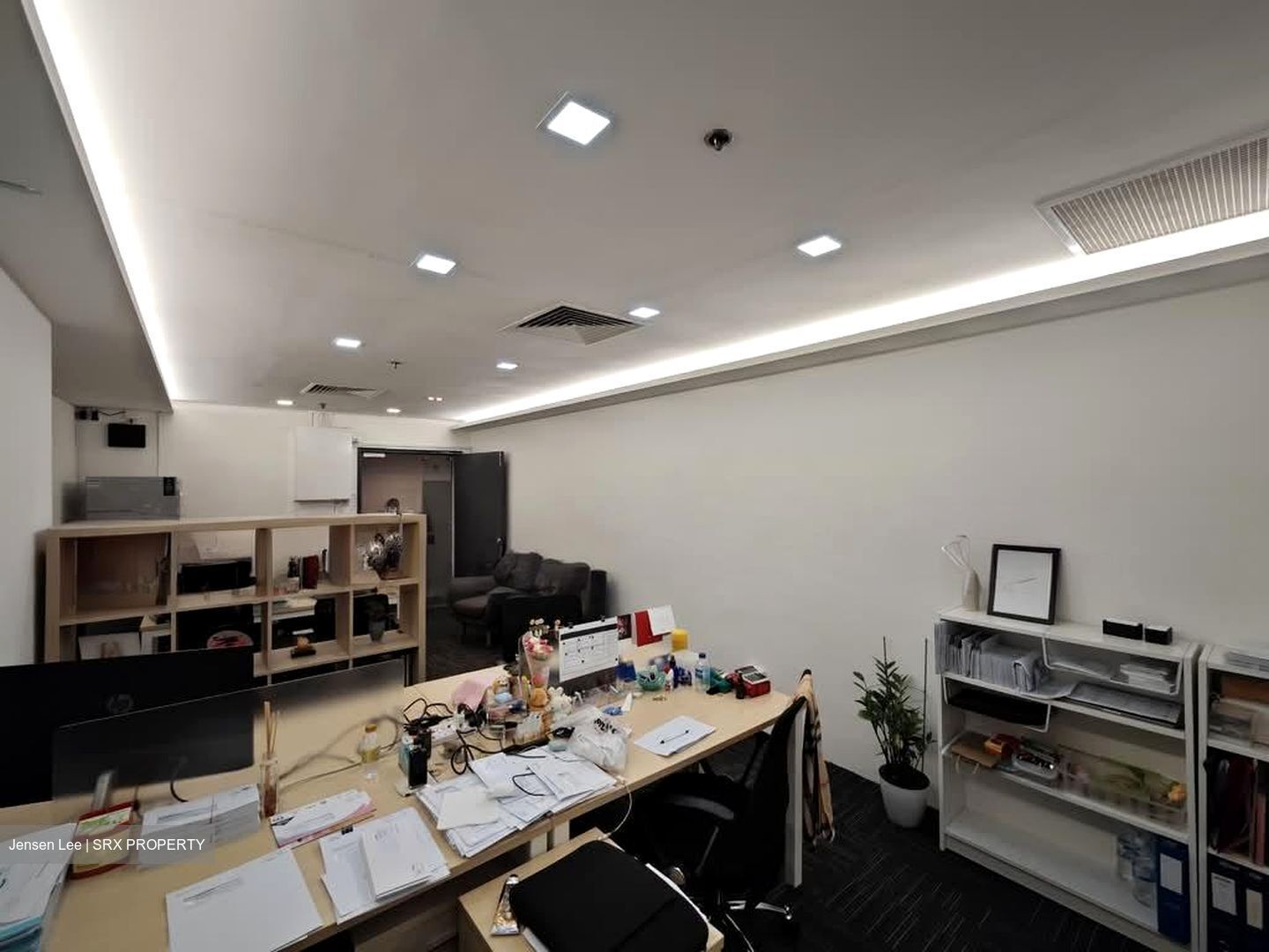 International Plaza (D2), Office #528648401